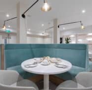 Breakfast room 4